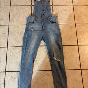 Stylish Blue Denim Overalls
MUST PAY SHIPPING